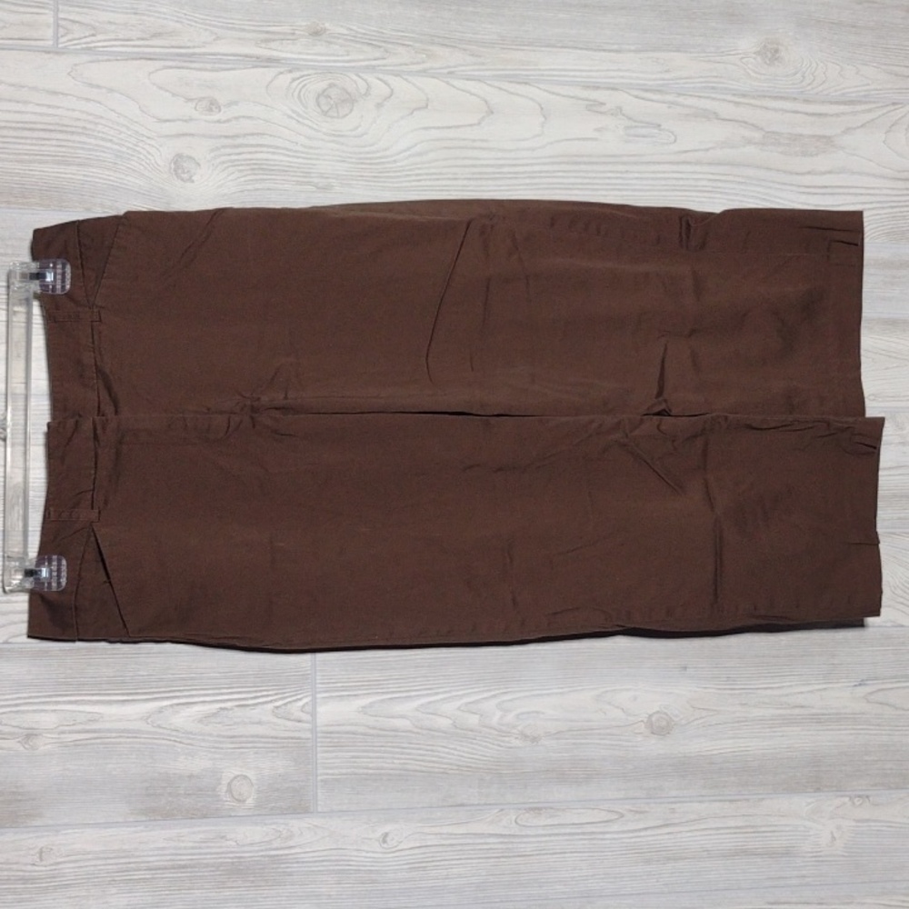 ✴️3 for $15: Pantology Brown Capri Slacks